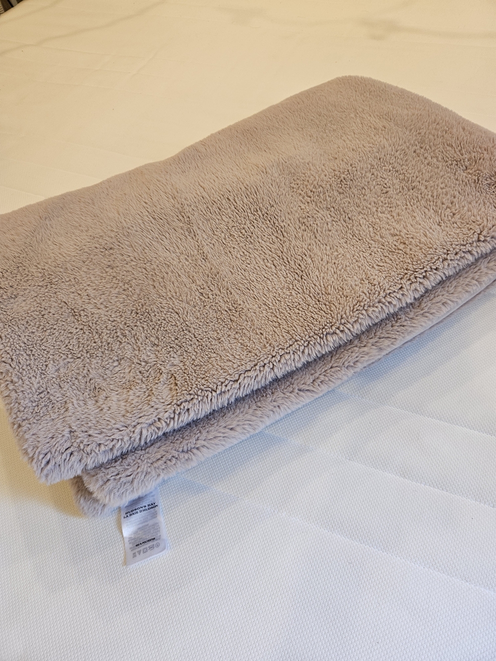 Super Soft Throw Blanket in Dusty Pink From La Bay